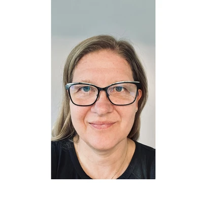 Portrait image of Heidi Adler